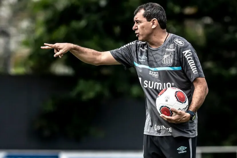 Escalação do Santos: Carille comanda treino tático; veja provável time contra o Mirassol