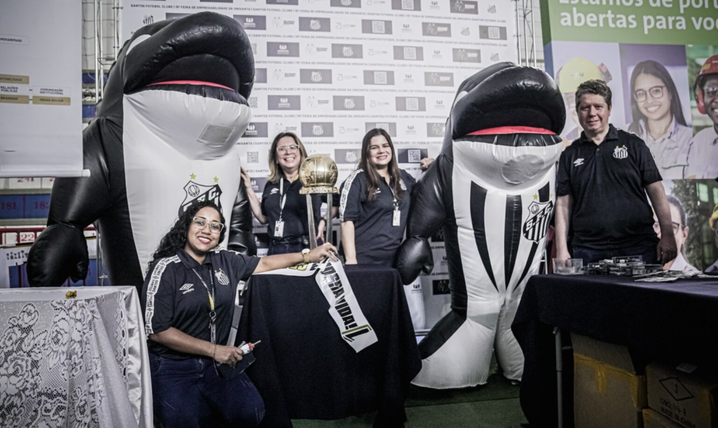 SANTOS FC PARTICIPA DA 15ª EDIÇÃO DA FEIRA DA EMPREGABILIDADE DA UNISANTA