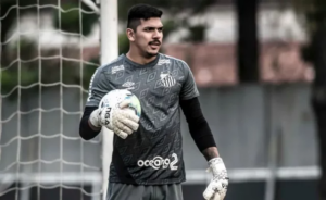 Imagens exclusivas apontam detalhes sobre assalto direcionado ao goleiro do Santos