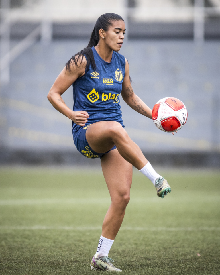 As Sereias da Vila recebem o São José no Estádio Bruno José Daniel, em Santo André (SP), pela partida de volta das semifinais da Copa Paulista.