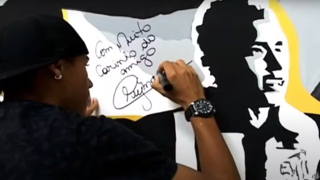 Mural histórico do Santos FC é apagado, removendo autógrafos de Pelé e Neymar