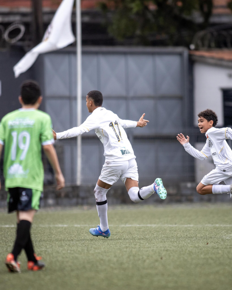 EQUIPES SUB-11 E -12 DO SANTOS VENCEM JOGOS NA SEGUNDA FASE E SE CLASSIFICAM A OITAVAS DE FINAL DO CAMPEONATO PAULISTA