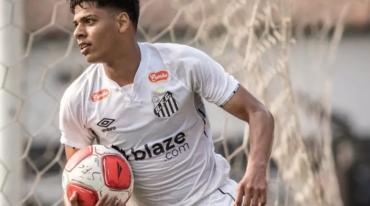 Joia da Vila, volante Kenay comenta sobre boa temporada na base do Santos