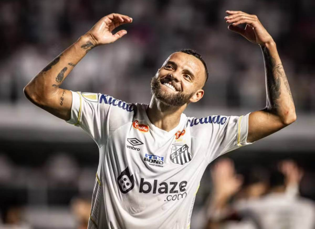 Vasco faz sondagem por Guilherme, atacante do Santos