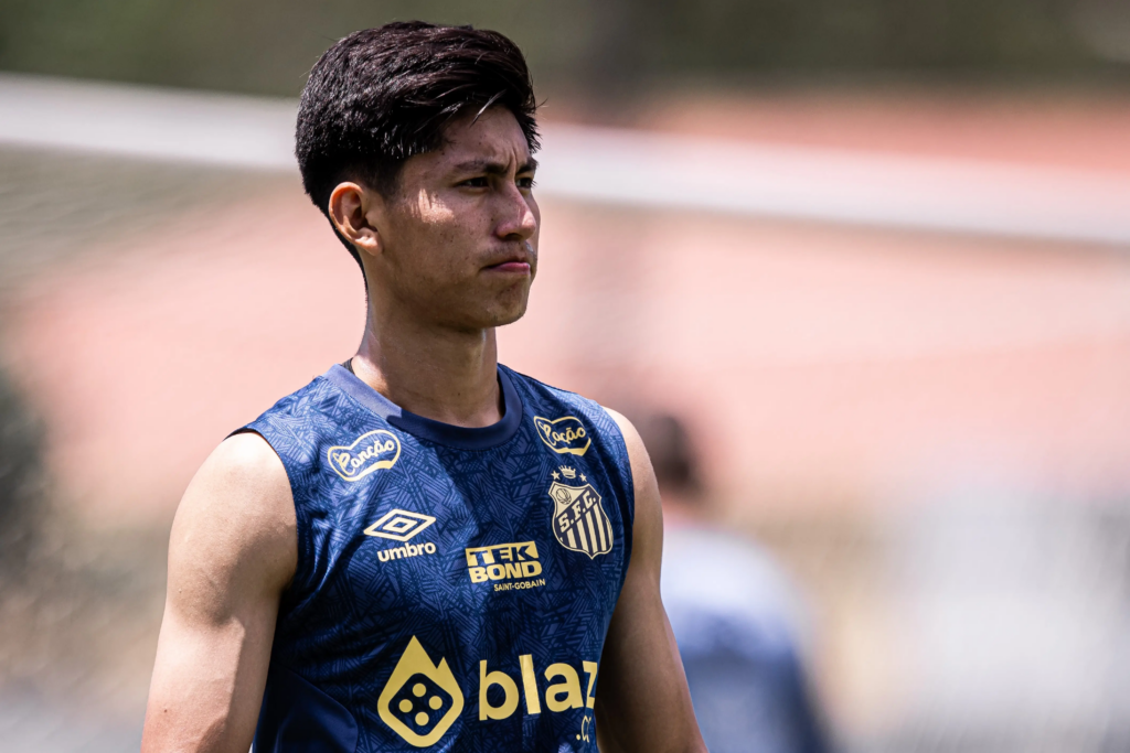 Convocado pela Bolívia, Miguelito só terá mais uma chance de defender o Santos na Série B