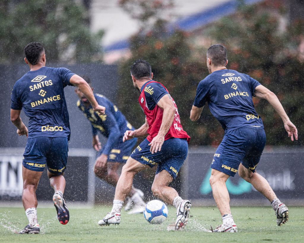 Santos segue preparação com desfalques para enfrentar o Coritiba