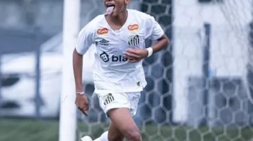 Filho de Robinho Ganha Destaque nas Categorias de Base do Santos