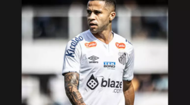 Santos espera novo treinador para definir futuro de Serginho