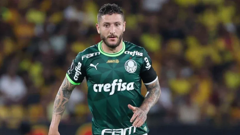 Zé Rafael Opta por Permanecer no Palmeiras em 2025