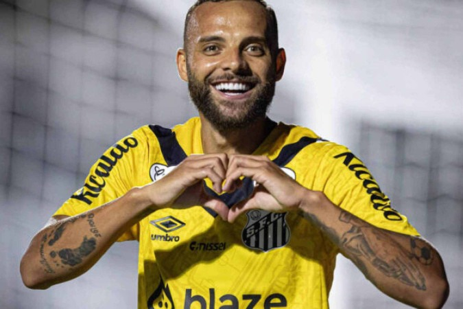 Guilherme comemora início promissor no Santos: 'Exatamente como planejei'