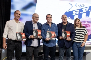 Livro Comemora 130 Anos de História do Santos FC com Lançamento em Santos