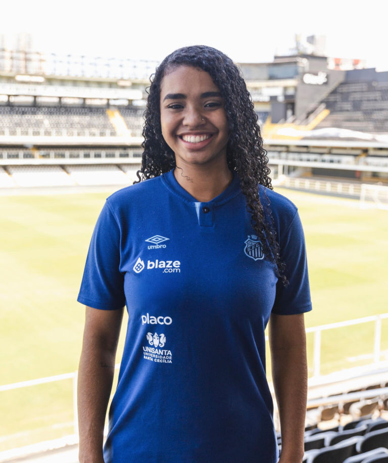 Michelle Stildes Assina com o Santos FC e Integra as Sereias da Vila