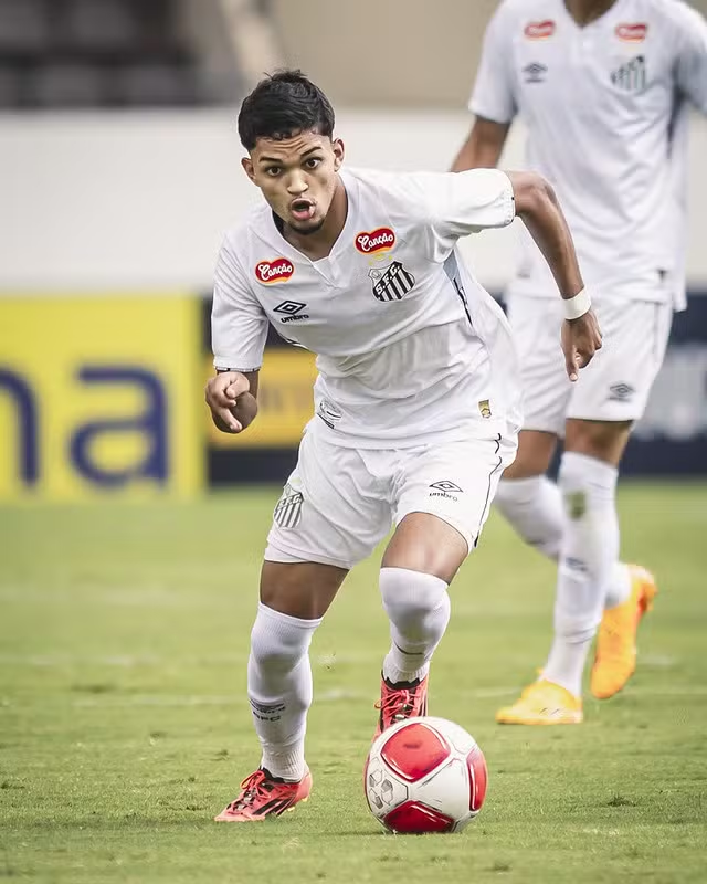 Santos FC Inscreve Jovens Promessas no Campeonato Paulista