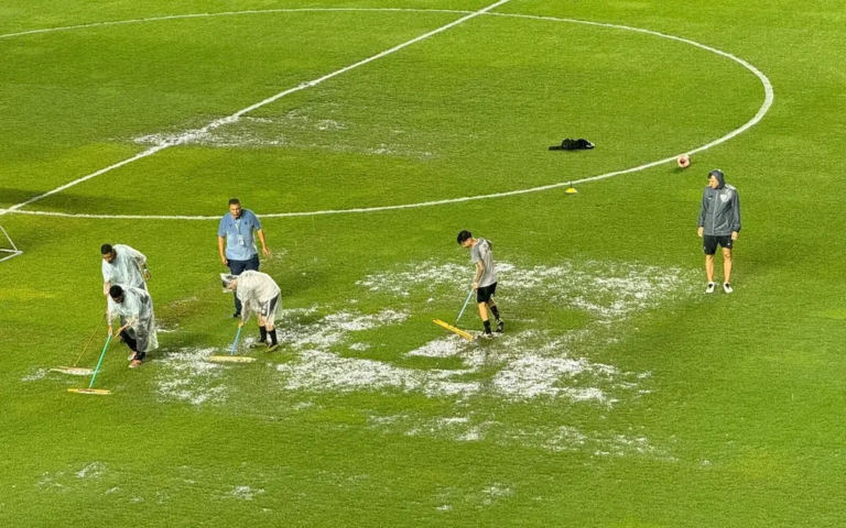 SANTOS E SÃO PAULO TÊM SUA PARTIDA ADIADA NOVAMENTE DEVIDO À INTENSA CHUVA